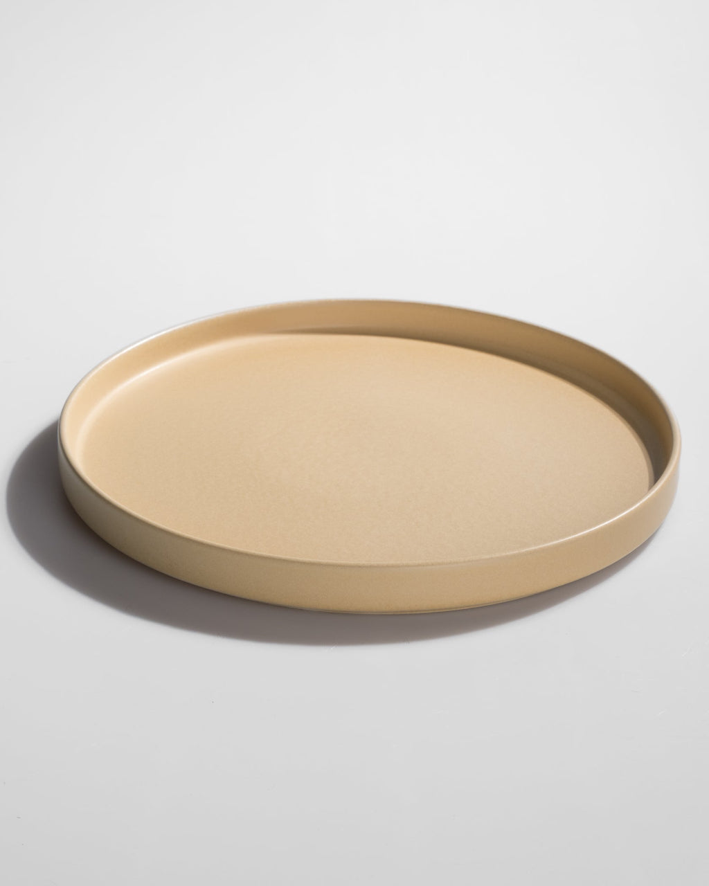 Handgemachtes Keramik Geschirr Sand