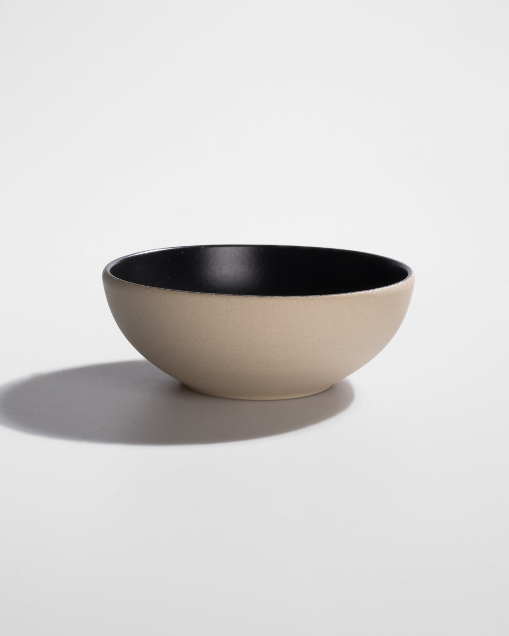 Handgemachtes Keramik Geschirr schwarz matt