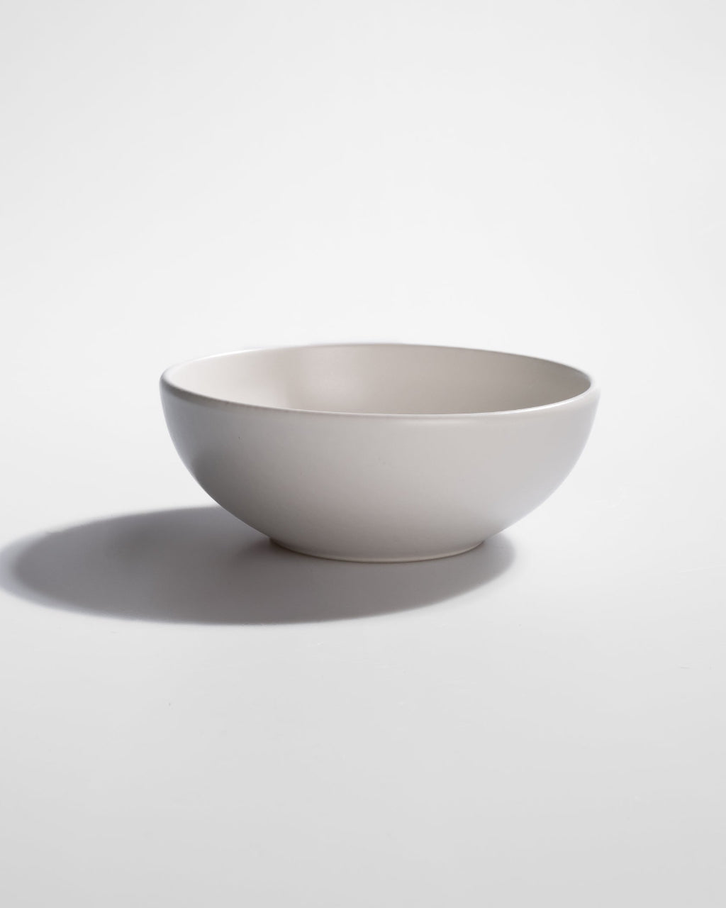 Handgemachtes Keramik Geschirr weiß