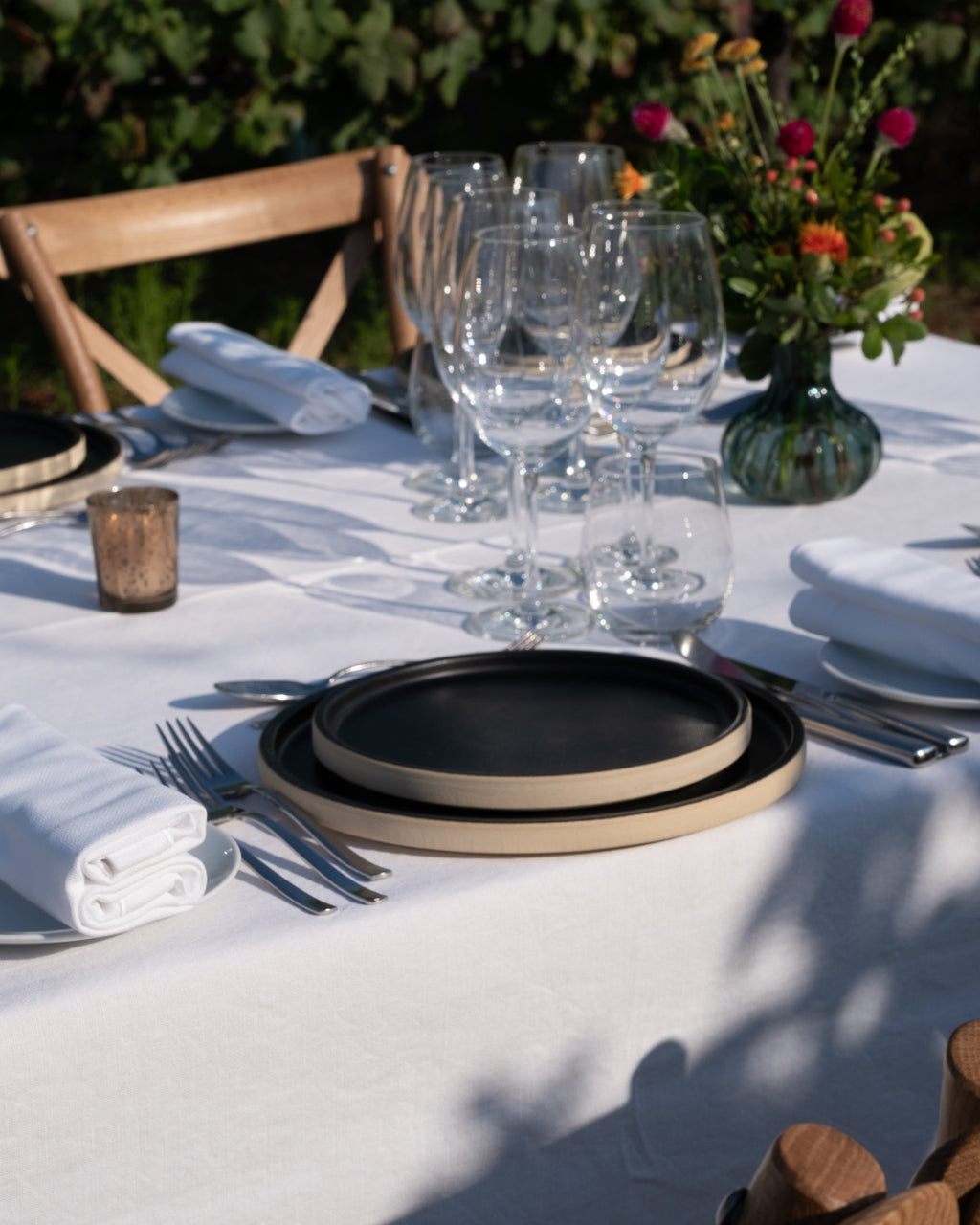 Handgemachtes Keramik Geschirrset schwarz matt