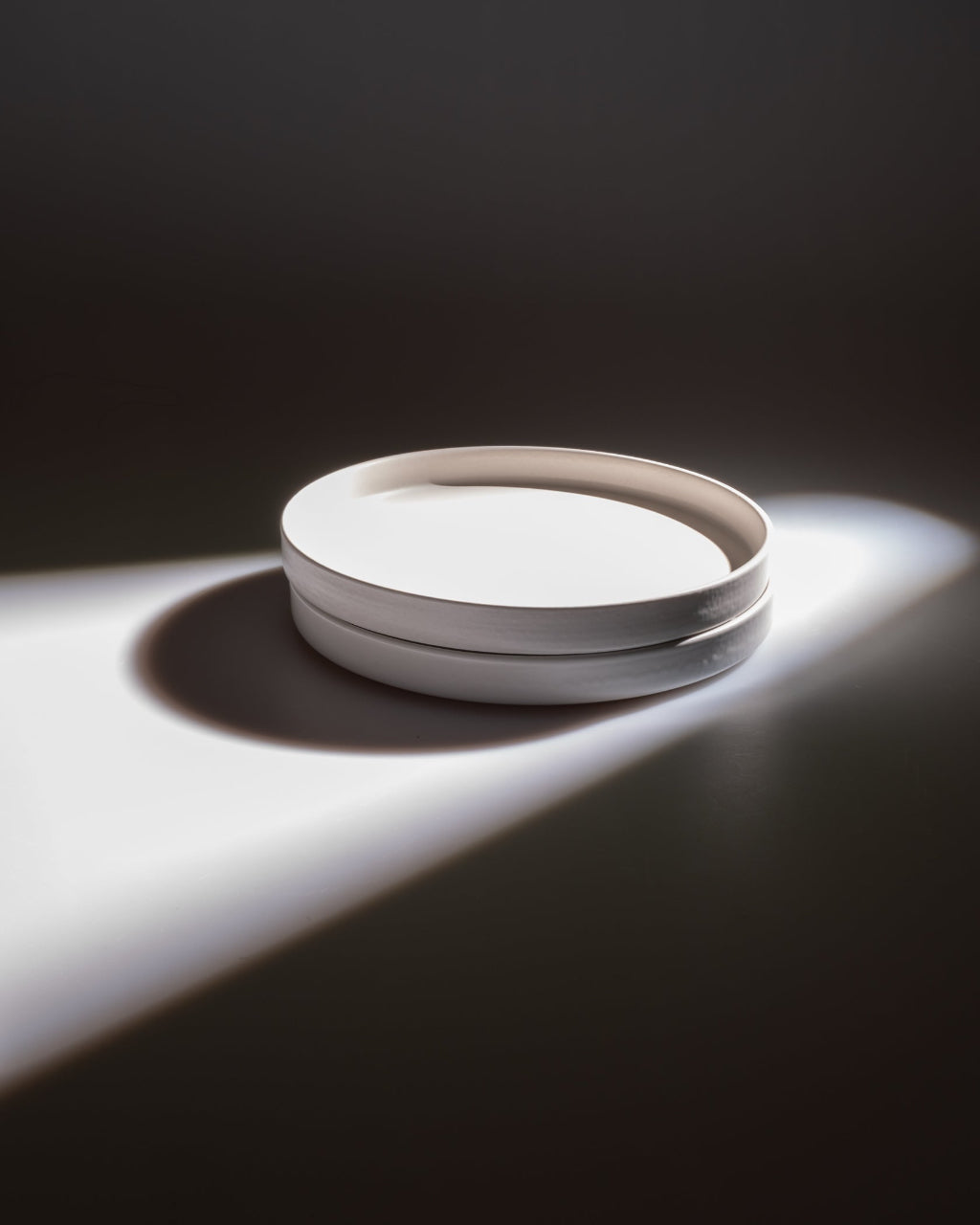 Handgemachtes Keramik Geschirr weiß