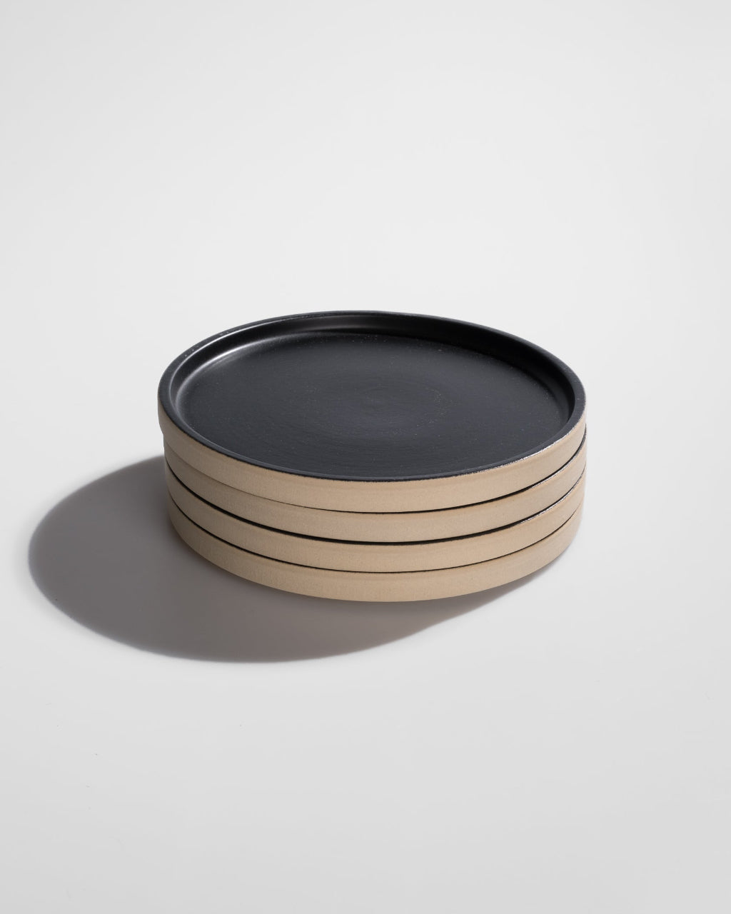 Handgemachtes Keramik Geschirr schwarz matt