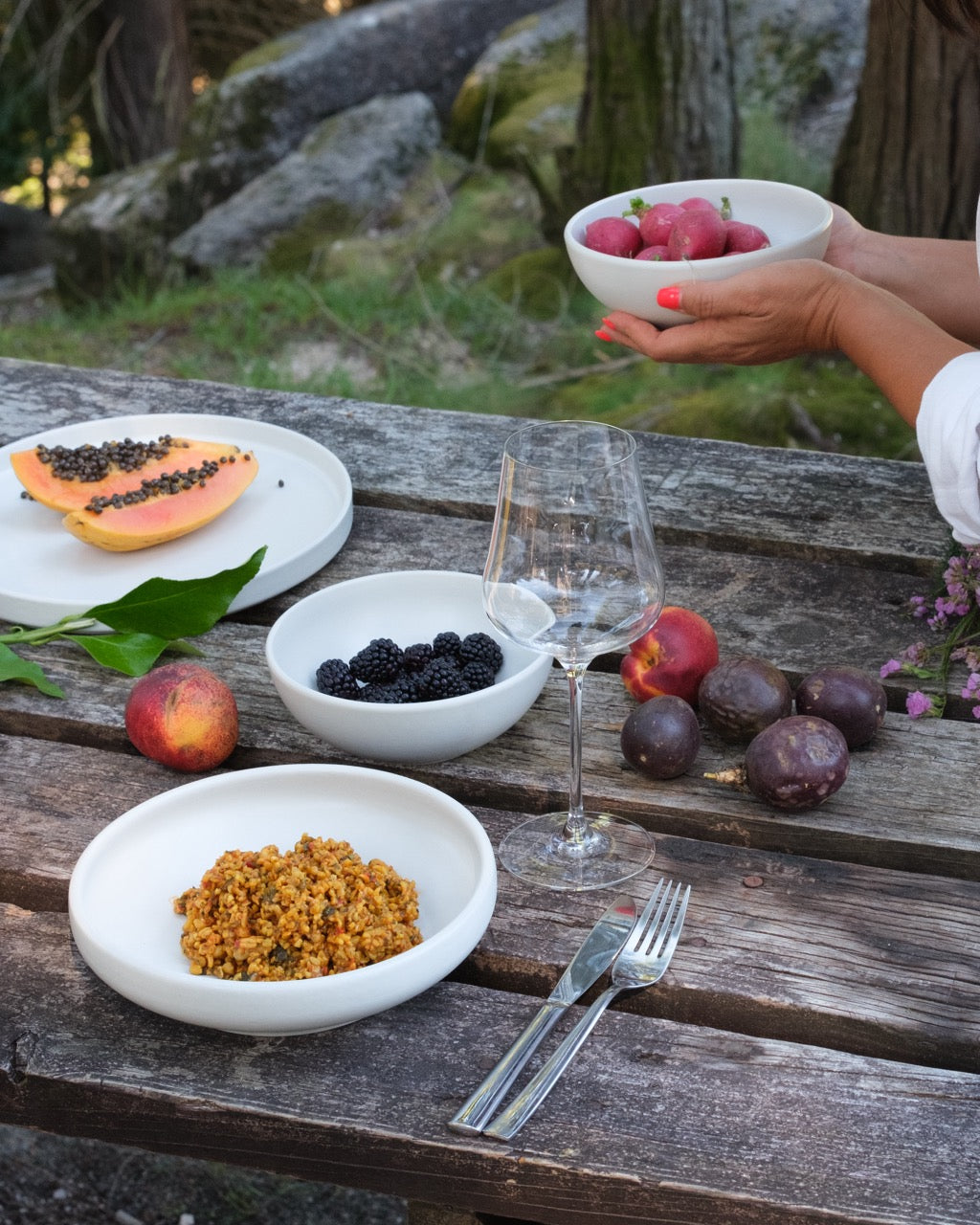 Handgemachtes Keramik Geschirr weiß