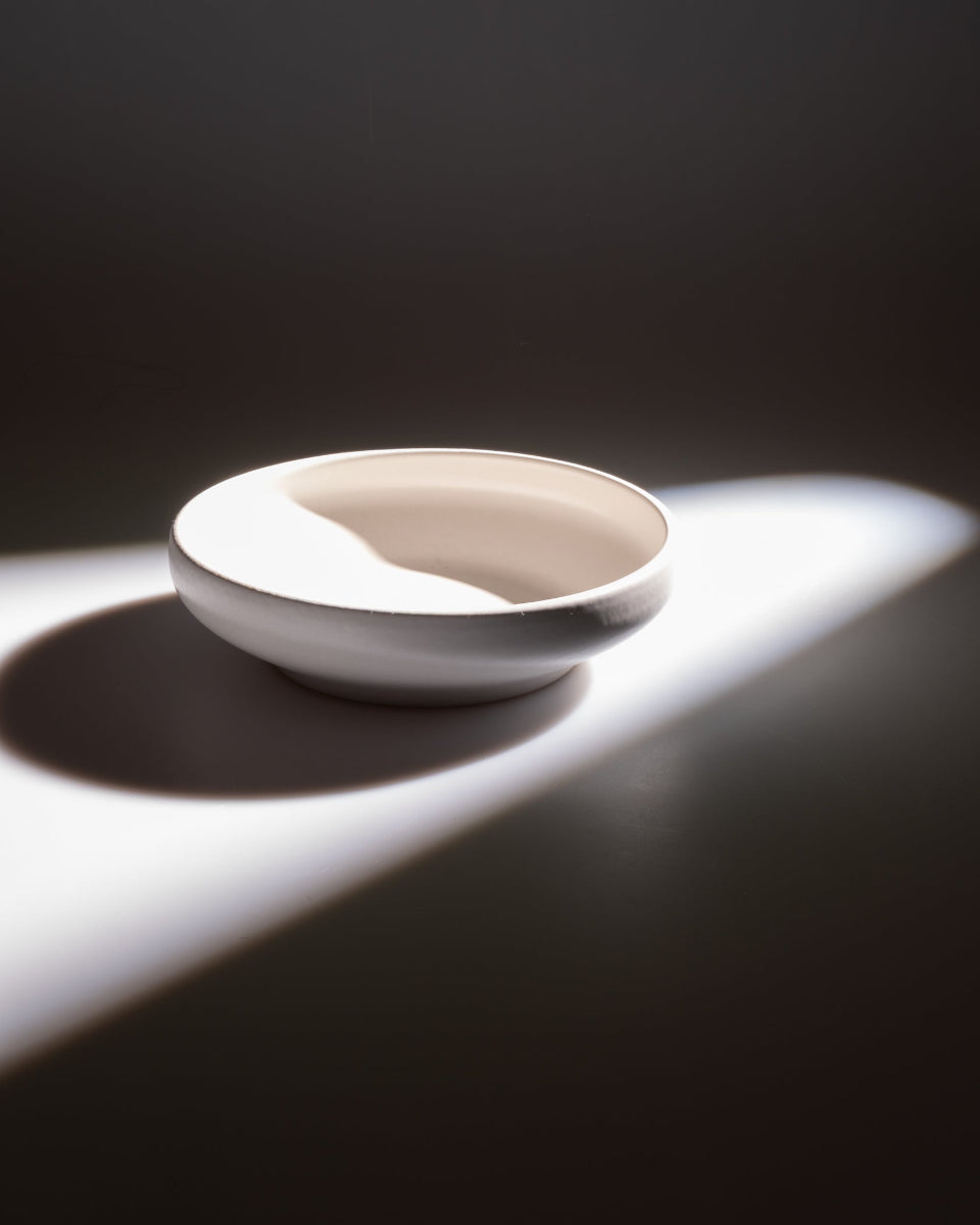 Handgemachtes Keramik Geschirr weiß