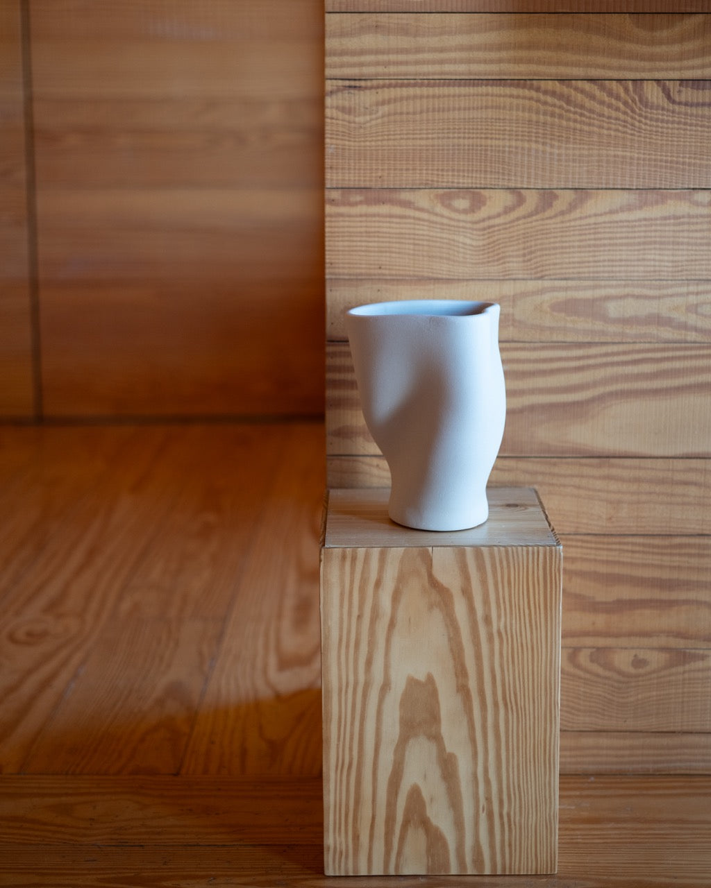 Organische Keramik Vase beige